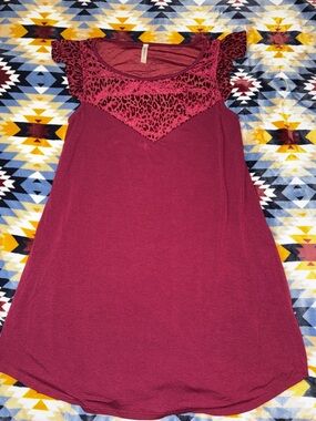 Emerald Maroon Sleeveless Tunic with Lace Leopard Yoke